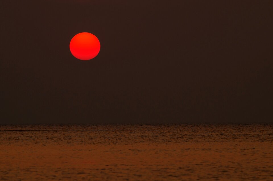 Ocean red dark friend smoke