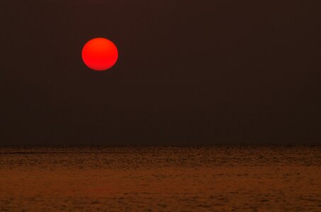 Ocean red dark friend smoke photo