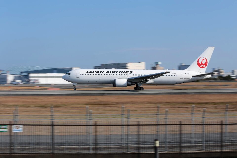 Airplane boeing 767 osaka airport