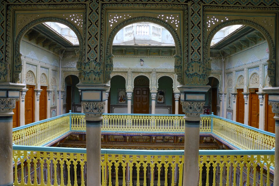 Travel palace east