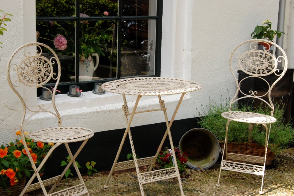 Gracefully vintage street
