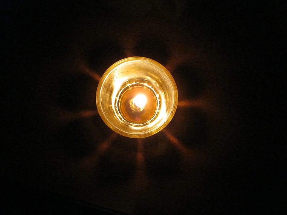 Cup candlelight shadow