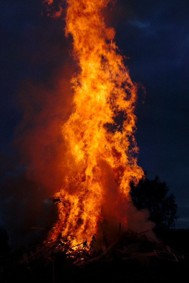 Heat clouds evening