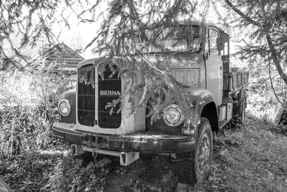 Old truck commercial vehicle retro