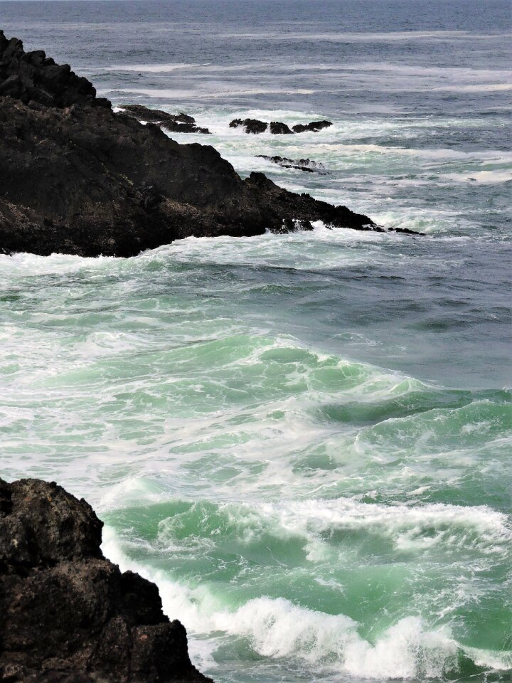 Oregon rocky coastline photo