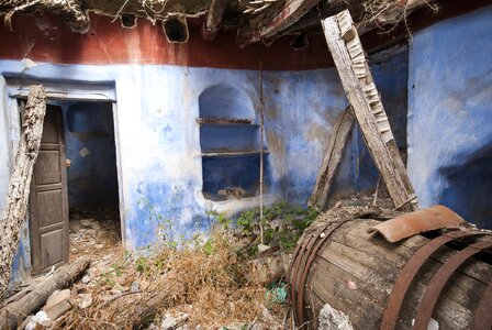 Old broken barrel