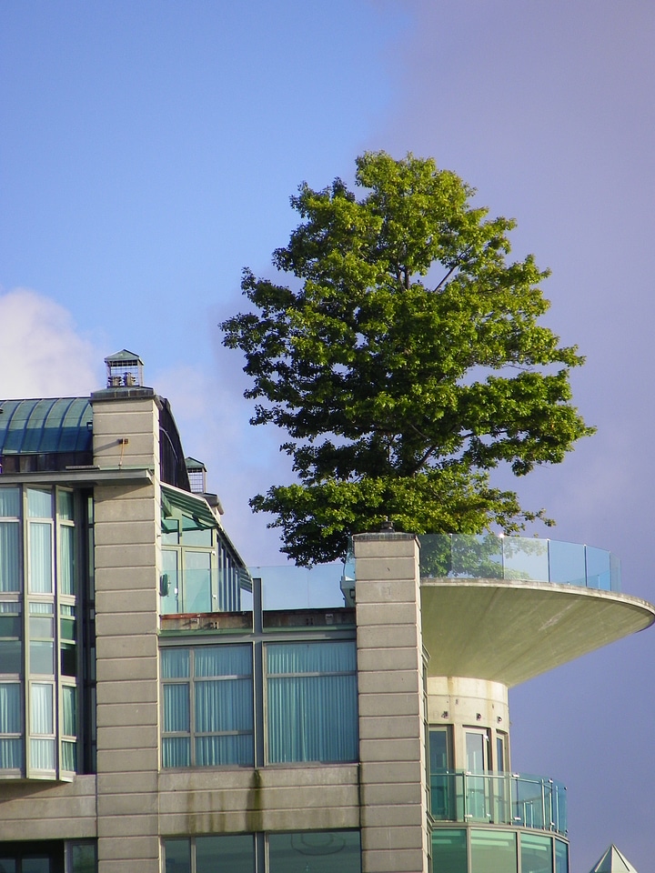 Roof architecture balcony