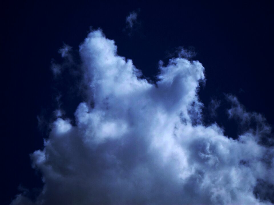 Blue day clouds