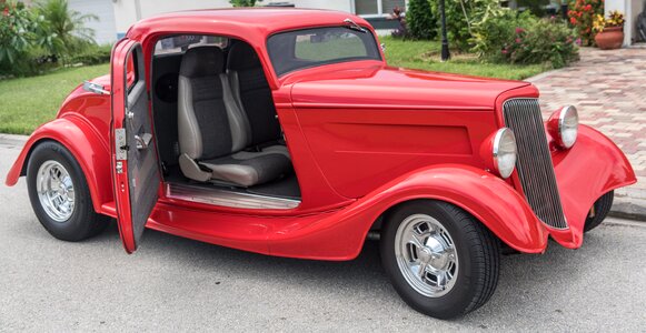 Red classic muscle photo