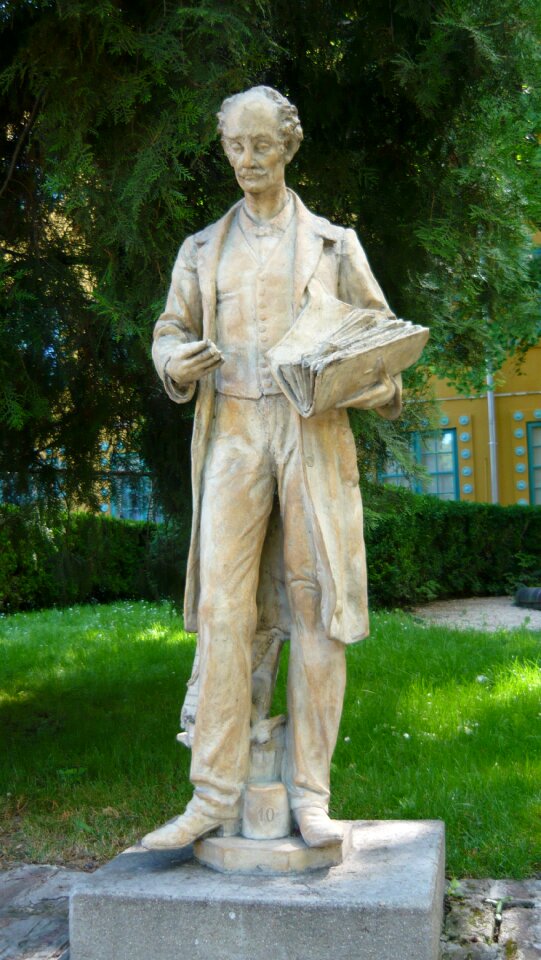 Cultural district statue hungary