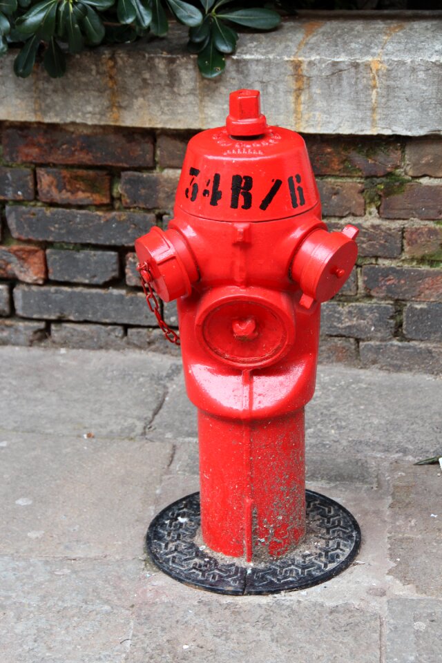 Hydrant fire tube red