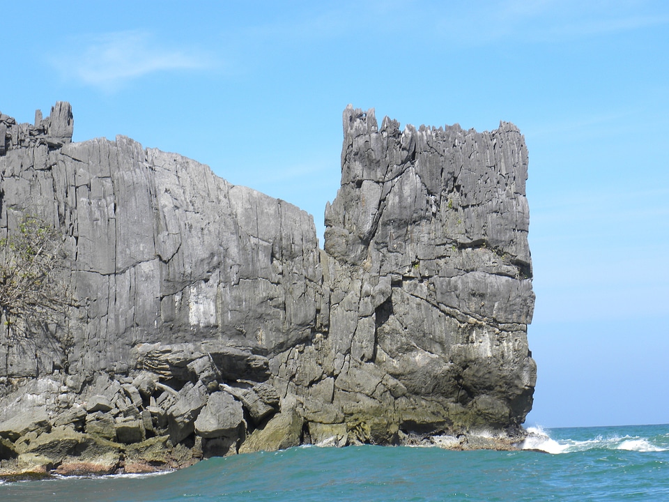 Surf wave rocks photo