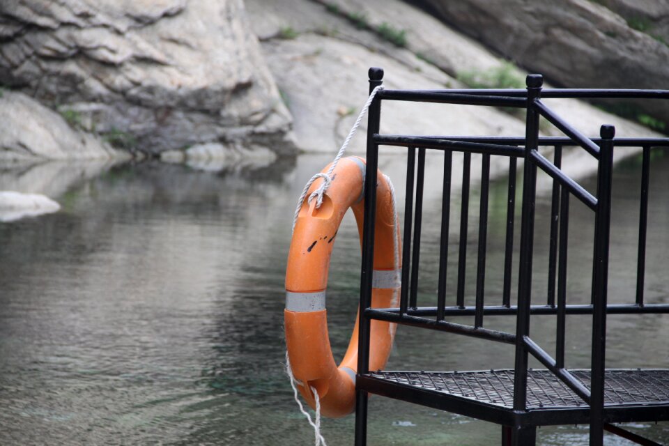 Safety pool life-saving