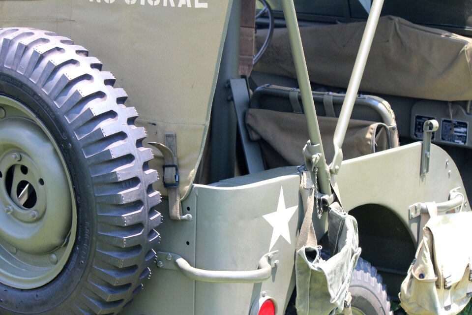War car vehicle