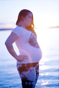 Pregnant lake lensflare photo