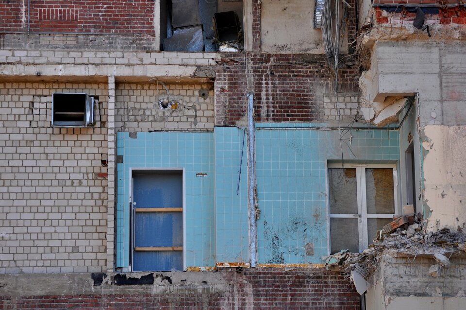 Crash demolition disassembly
