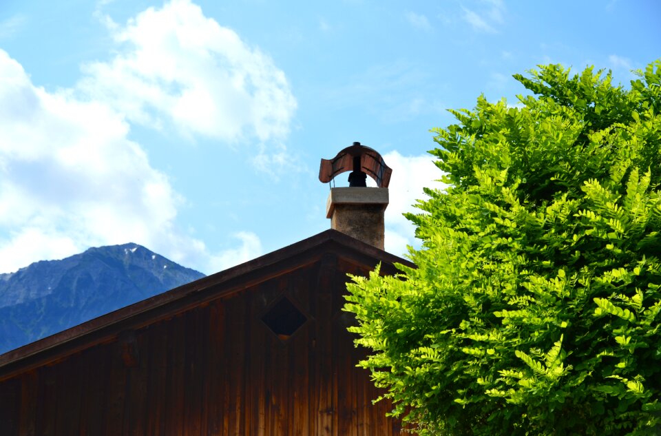 Allgäu roof sky leaves