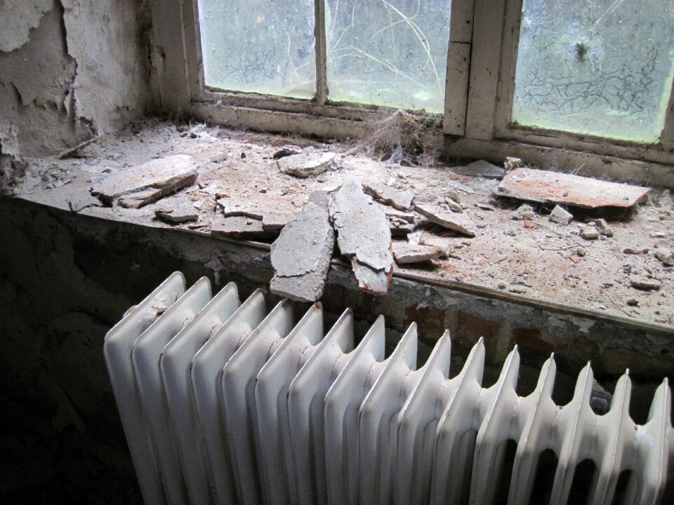 Broken ruin lost places