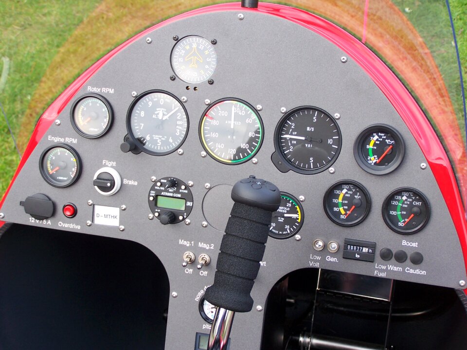 Flight instruments mtosport flying