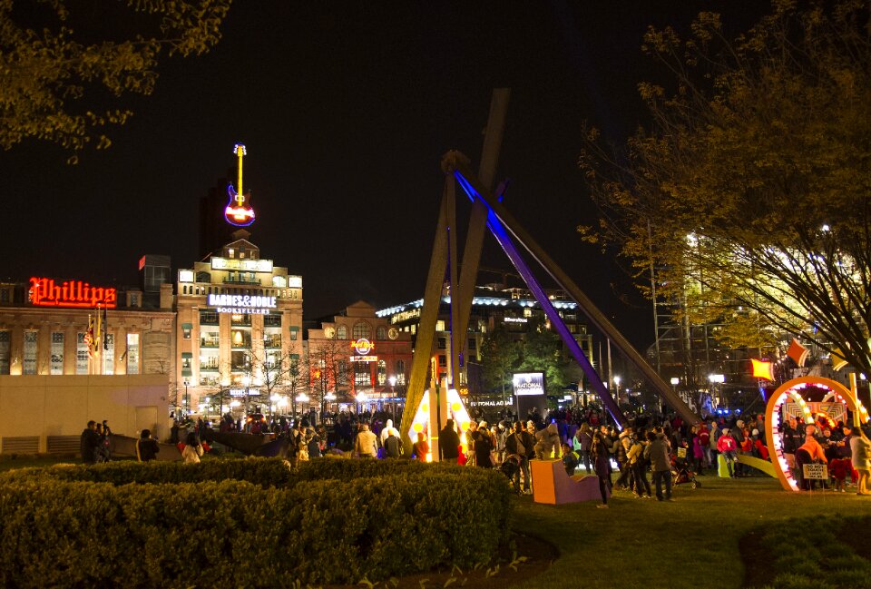Waterfront tourism skyline