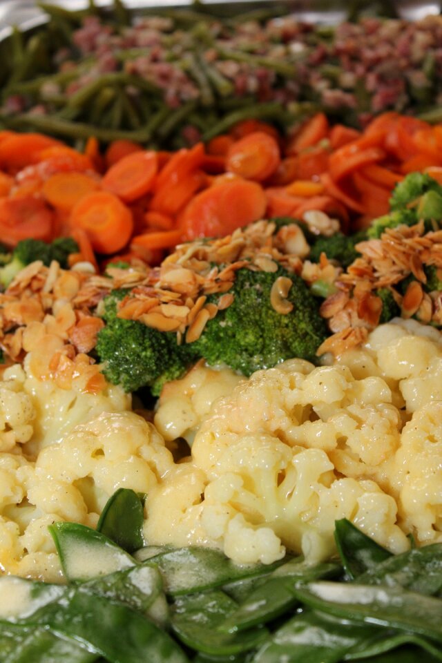 Cauliflower carrots carrots cooked buffet