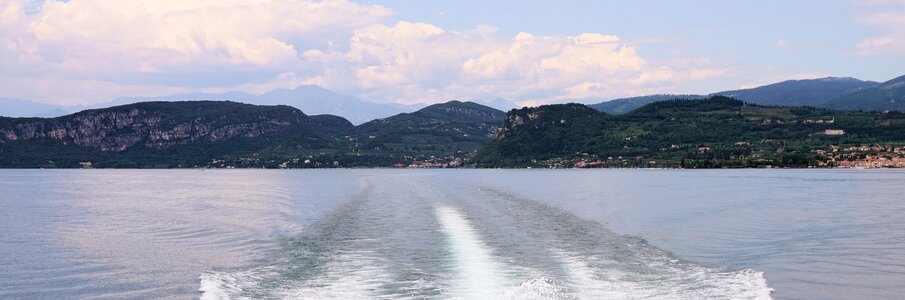 Panorama garda boat trip photo