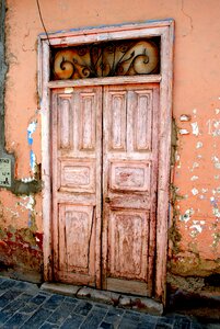 Pink door door old