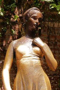 Verona sculpture statue