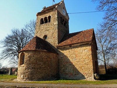 Used architecture historically