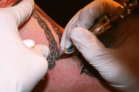Body art needle process