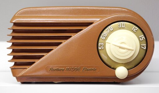 Technology broadcasting brown radio