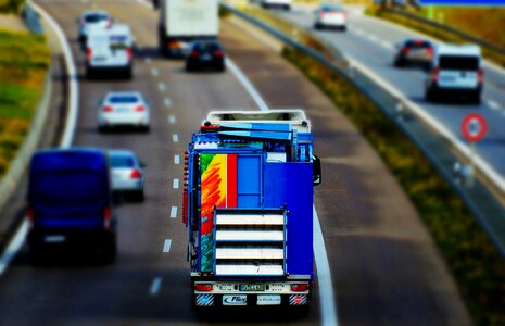 Truck traffic tilt shift