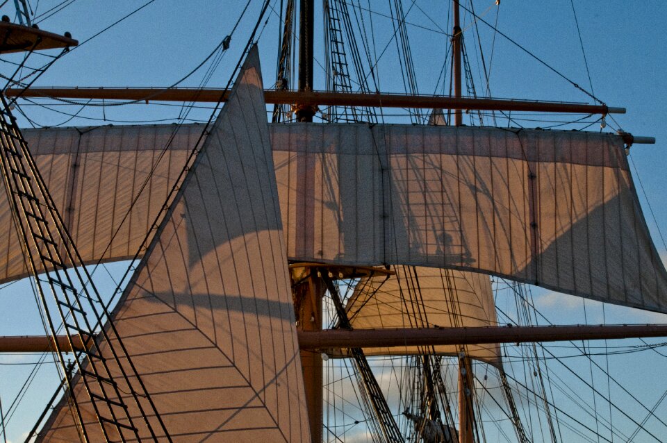 Ship sailing vessel