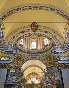 Italian baroque arches chapel