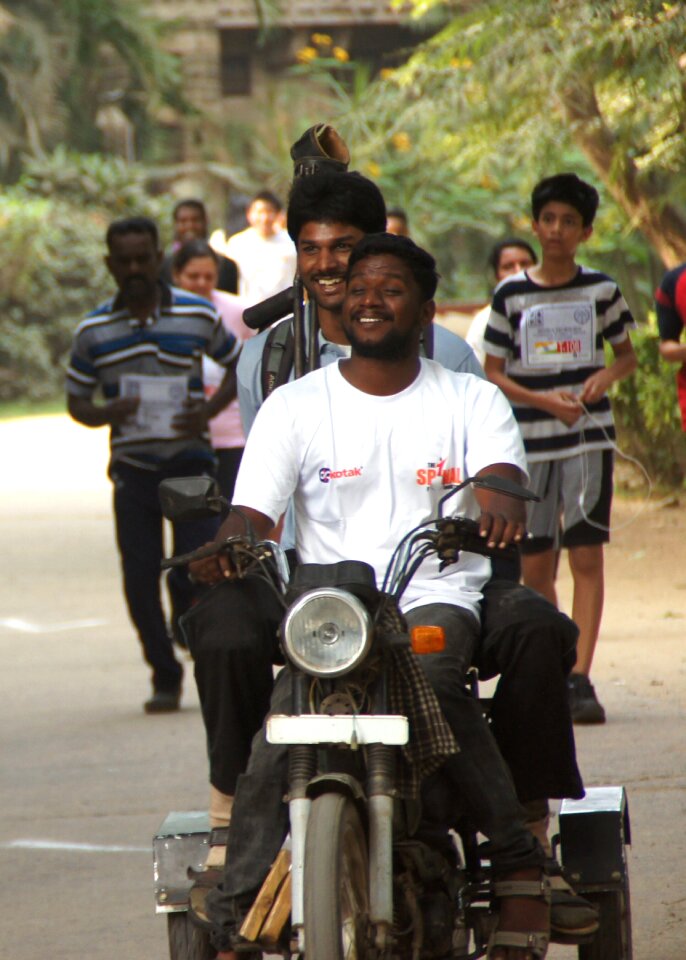 Two-wheeler happy friends