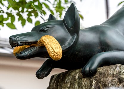 Culture animal statue