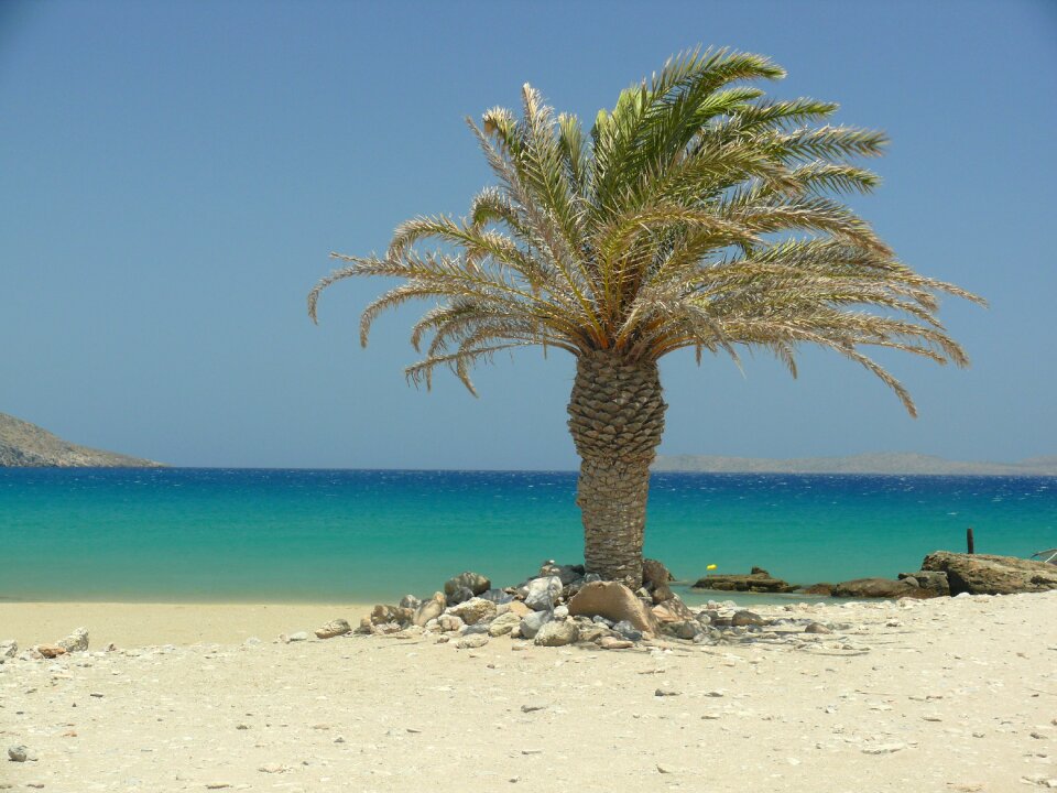 Sun sea shadow