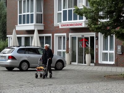 Rollator age retirement home