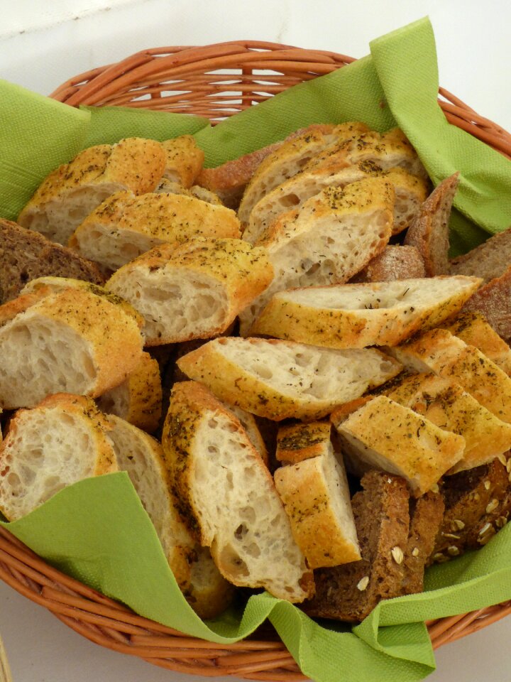 Eat food baked goods
