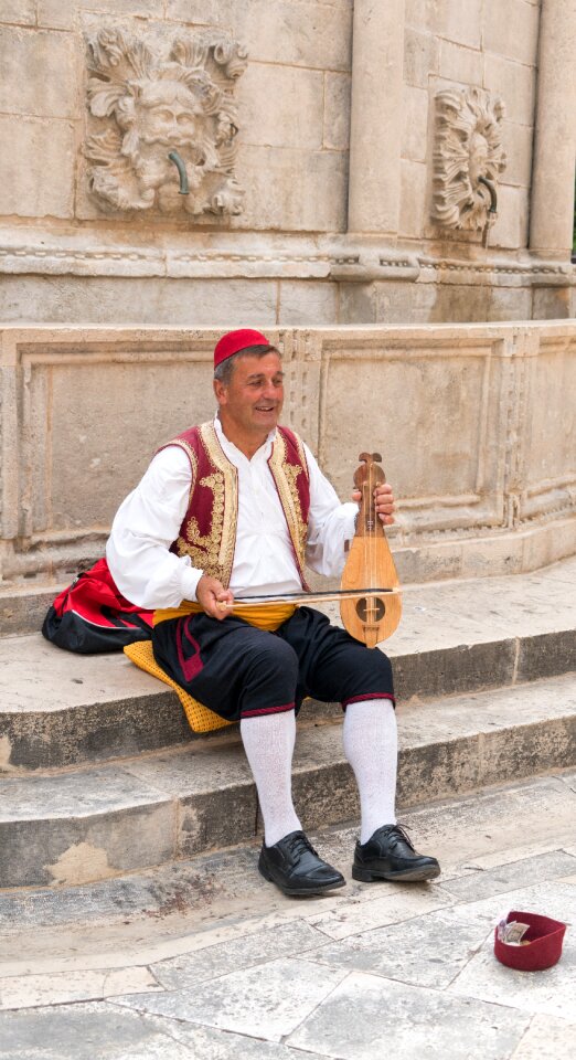 Music perform show