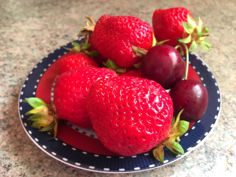 Fruit strawberry juice red