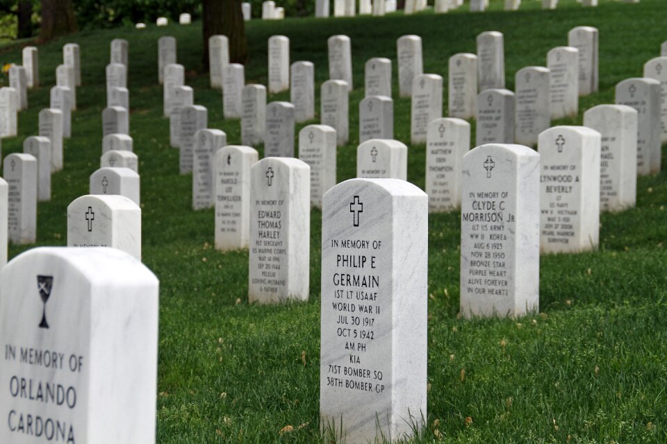 Washington memorial headstone