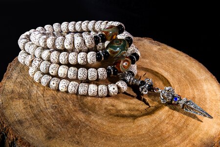 Religion pearl jewellery