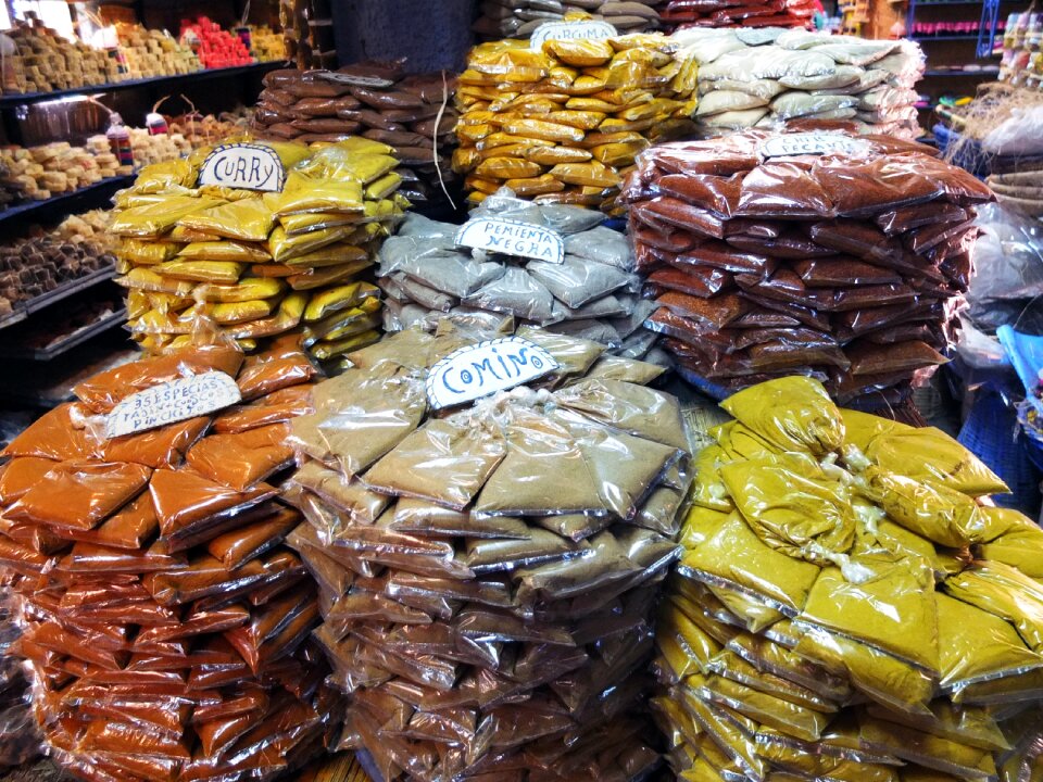 African spices moroccan shop