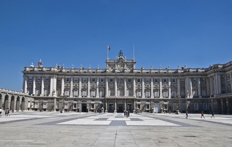 Palacio real arquitectónico photo