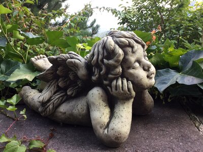 Statuette number stone