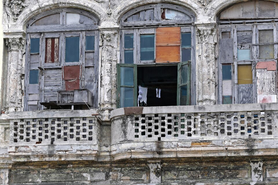 Urban window poverty