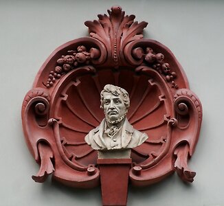 Bust ornament decoration