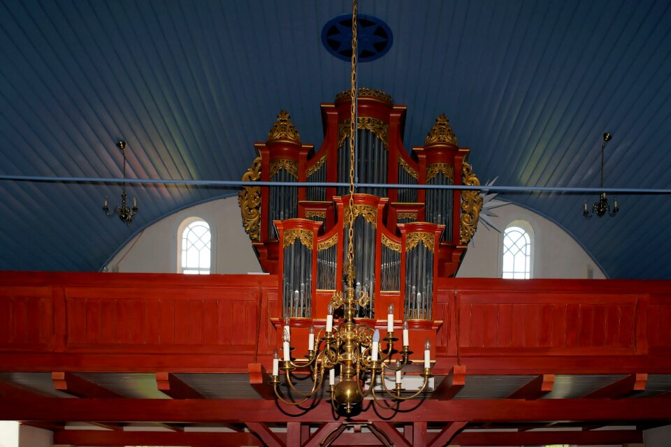 Music church organ keyboard instrument
