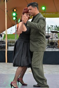 Dance couple dance out